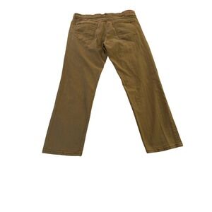 IZOD Men's Relaxed Fit Comfort Stretch Denim Jeans, Vintage Khaki, 36W X 30L